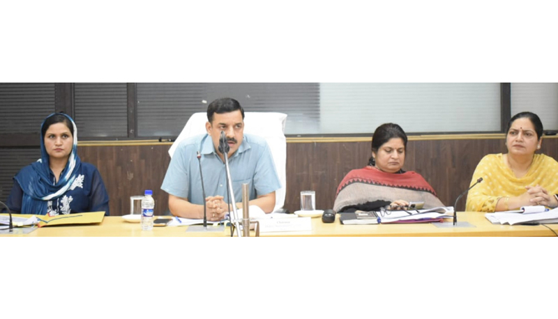 Chairman DDC Reasi chairing a meeting on Saturday. Chairman DDC Reasi chairing a meeting on Saturday.