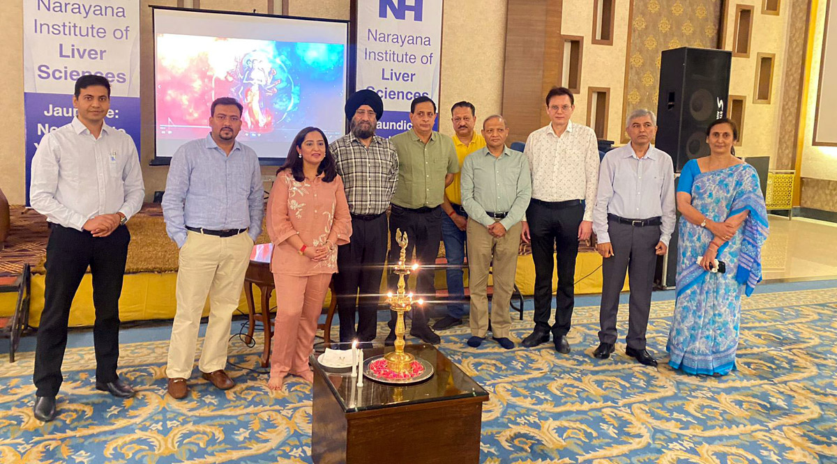 IAP Jammu members posing with doctors of Narayana Superspeciality Hospital Gurgaon during a meeting in Jammu. IAP Jammu members posing with doctors of Narayana Superspeciality Hospital Gurgaon during a meeting in Jammu.