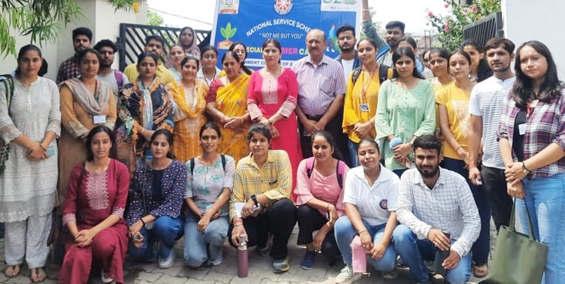 NSS team of GCoE during visit to Shelter for Urban Homeless at Boria Basti near Bahu Fort. NSS team of GCoE during visit to Shelter for Urban Homeless at Boria Basti near Bahu Fort.