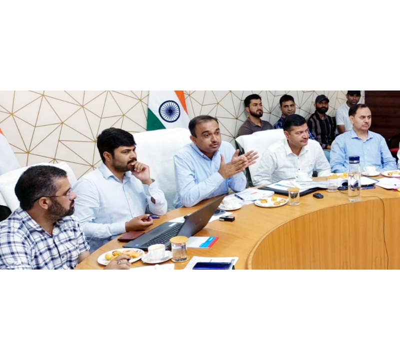 Div Com Ramesh Kumar chairing a meeting at Kishtwar Div Com Ramesh Kumar chairing a meeting at Kishtwar