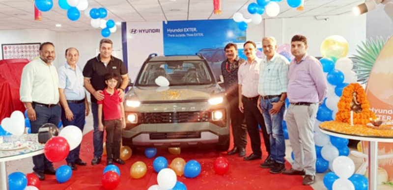Management of Devika Hyundai Udhampur posing for a group photograph during launch of Hyundai Exter on Tuesday. Management of Devika Hyundai Udhampur posing for a group photograph during launch of Hyundai Exter on Tuesday.