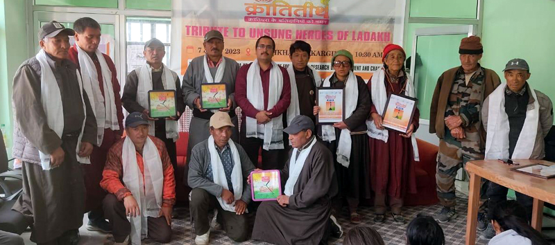 Prominent people of Ladakh during a programme held at Kargil in connection with Azadi Ka Amrit Mahotsav on Friday. Prominent people of Ladakh during a programme held at Kargil in connection with Azadi Ka Amrit Mahotsav on Friday.