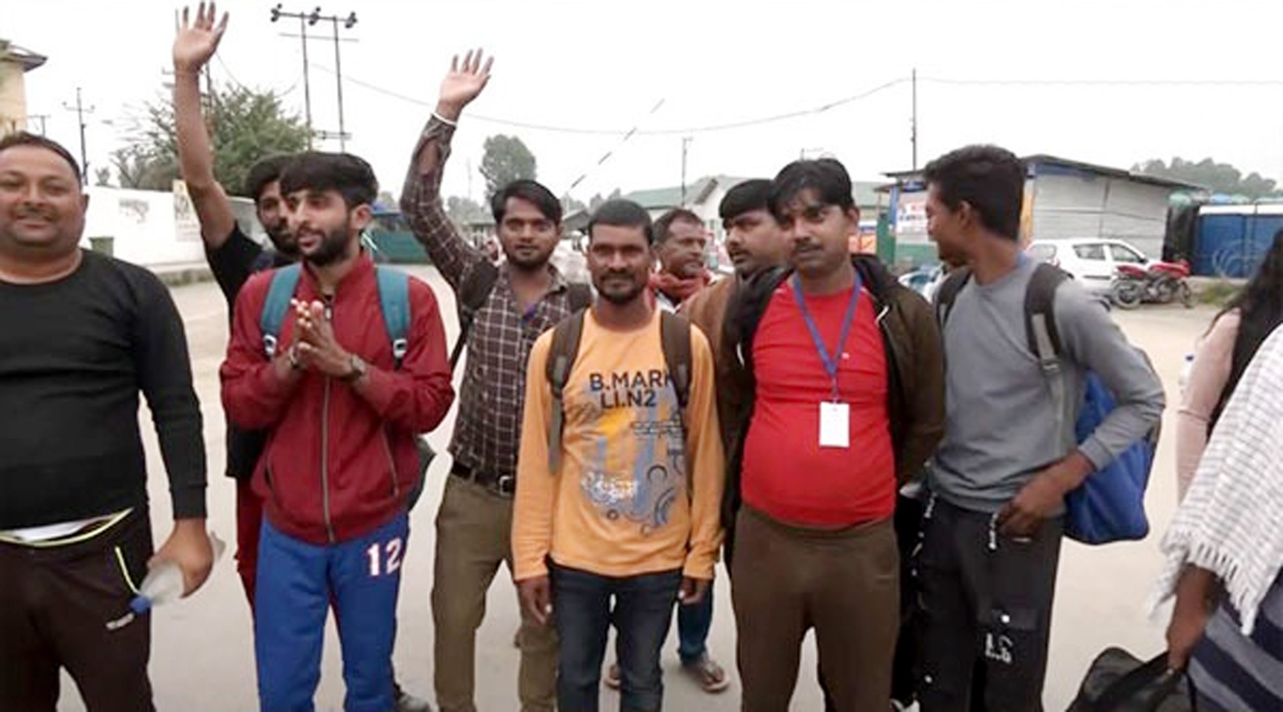 Fresh Batch Of Pilgrims Leaves From Srinagar For Amarnath Yatra Fresh Batch Of Pilgrims Leaves From Srinagar For Amarnath Yatra