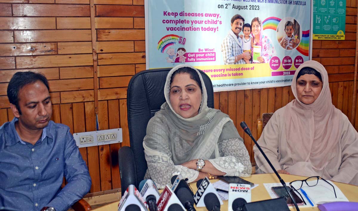 Director Family Welfare, MCH & Immunization J&K during a press conference in Srinagar on Wednesday. -Excelsior/Shakeel Director Family Welfare, MCH & Immunization J&K during a press conference in Srinagar on Wednesday. -Excelsior/Shakeel