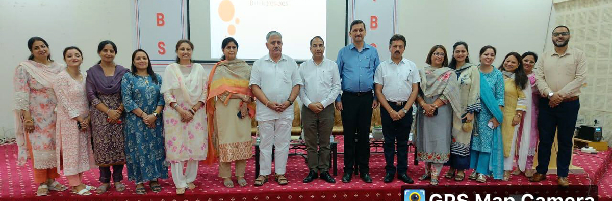 JU Business School faculty with guests at the valedictory function of week-long induction programme for MBA students on Monday. JU Business School faculty with guests at the valedictory function of week-long induction programme for MBA students on Monday.