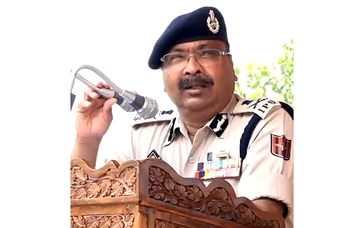 Pak still radicalising youngsters to kill innocent people: DGP Pak still radicalising youngsters to kill innocent people: DGP