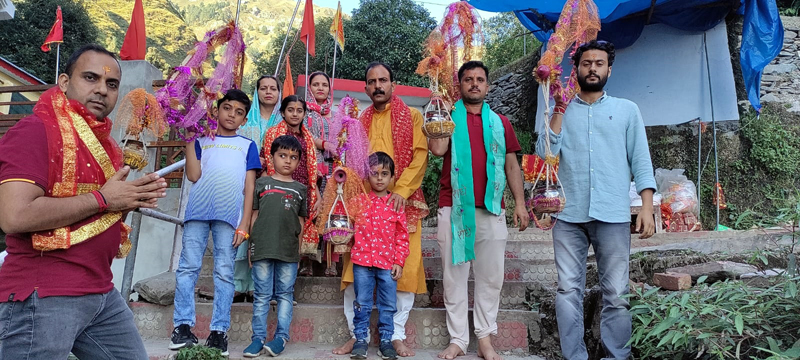 Devotees taking out Kanwar Yatra in Sudhmahadev. Devotees taking out Kanwar Yatra in Sudhmahadev.