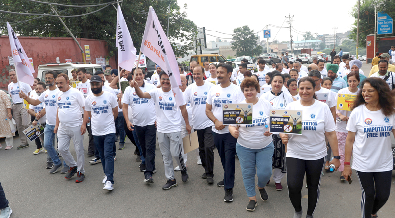 Jammu Vascular Society during Walkathon event at Jammu. -Excelsior/Rakesh Jammu Vascular Society during Walkathon event at Jammu. -Excelsior/Rakesh