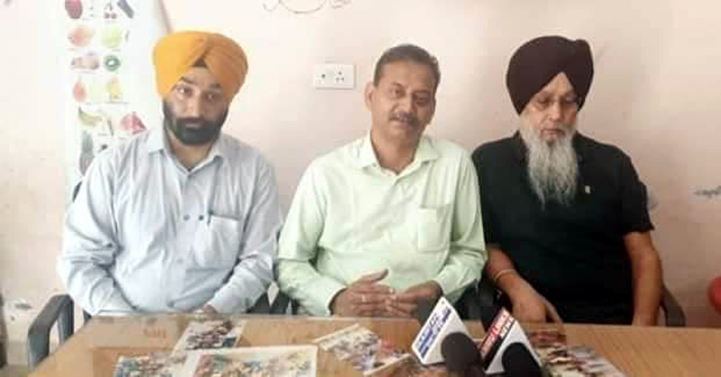 Congress leader, Satish Sharma addressing a press conference at Jammu on Monday. Congress leader, Satish Sharma addressing a press conference at Jammu on Monday.