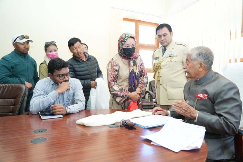 LG Ladakh, Brigadier (Dr.) B.D Mishra (Retd) interacting with a delegation at Zanskar. LG Ladakh, Brigadier (Dr.) B.D Mishra (Retd) interacting with a delegation at Zanskar.