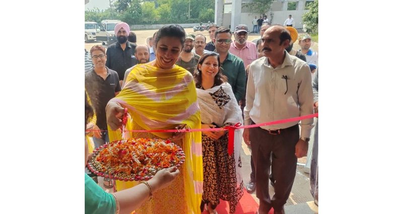 Additional Commissioner State Taxes Namrita Dogra inaugurating kite flying event in Jammu on Saturday. Additional Commissioner State Taxes Namrita Dogra inaugurating kite flying event in Jammu on Saturday.