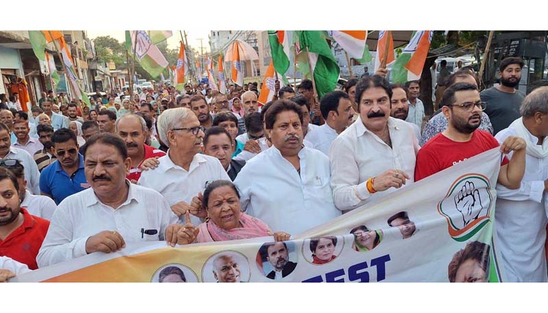 JKPCC working president Raman Bhalla and other senior leaders during a protest at Jammu on Friday. JKPCC working president Raman Bhalla and other senior leaders during a protest at Jammu on Friday.