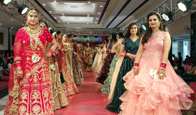 Models participating in a fashion show at Bari Brahmana on Wednesday. Models participating in a fashion show at Bari Brahmana on Wednesday.