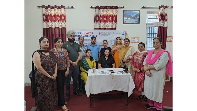 Medical team from SMVD Narayana Hospital with organizers of health checkup camp at Day Care & Recreation Center For Senior Citizens, Lower Roop Nagar Jammu. Medical team from SMVD Narayana Hospital with organizers of health checkup camp at Day Care & Recreation Center For Senior Citizens, Lower Roop Nagar Jammu.