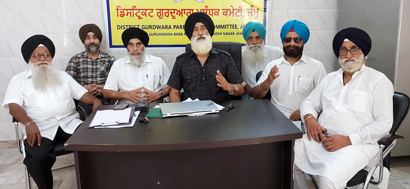 Balvinder Singh along with members of DGPC Jammu and Sikh organizations addressing a press conference on Sunday. Balvinder Singh along with members of DGPC Jammu and Sikh organizations addressing a press conference on Sunday.