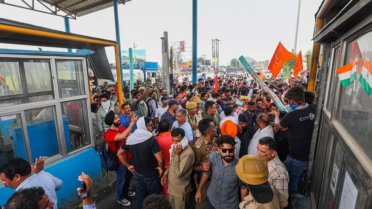 Amidst Protests Yuva Rajput Sabha Seeks Suspension Of Toll Plaza At Sarore In J&K's Samba Amidst Protests Yuva Rajput Sabha Seeks Suspension Of Toll Plaza At Sarore In J&K's Samba