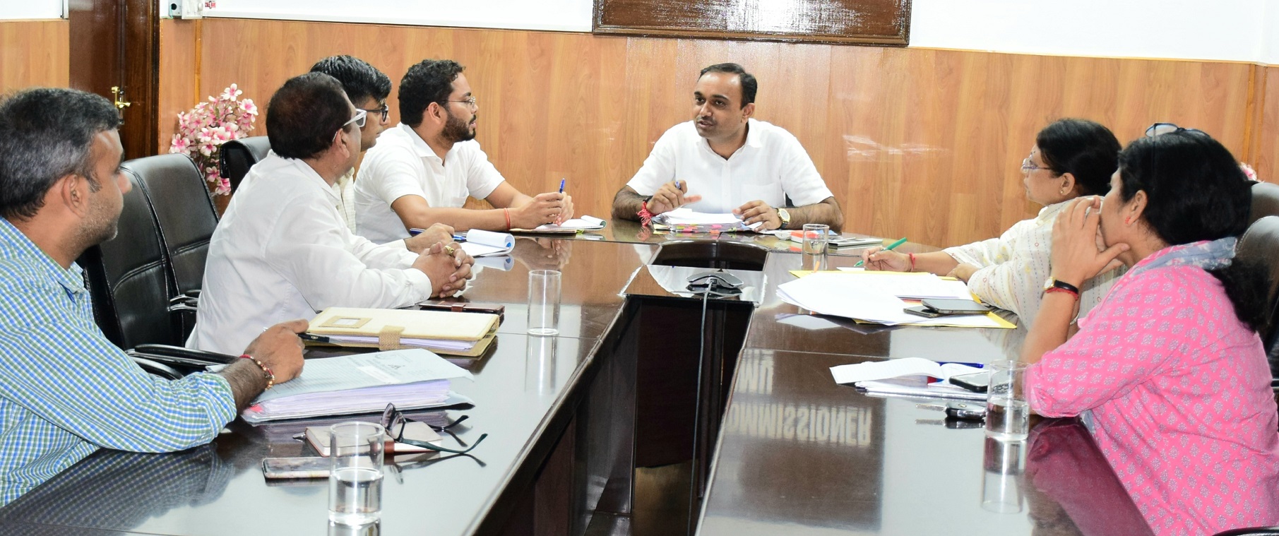 Div Com reviews land issues of Airport Expansion