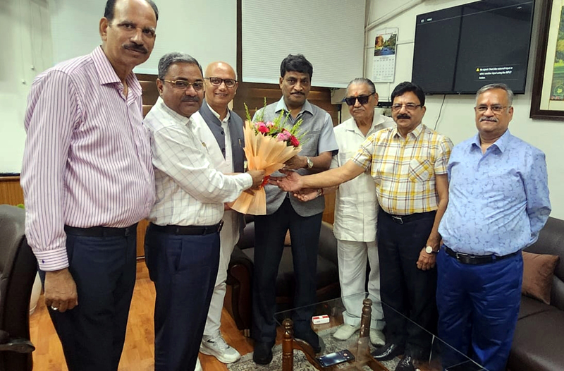 Chamber of Traders Federation delegation meeting with Chief Secretary in presence of Mayor Jammu. Chamber of Traders Federation delegation meeting with Chief Secretary in presence of Mayor Jammu.