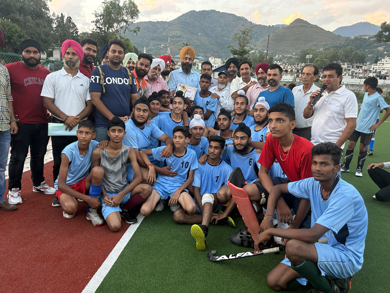Hockey players posing with dignitaries. Hockey players posing with dignitaries.