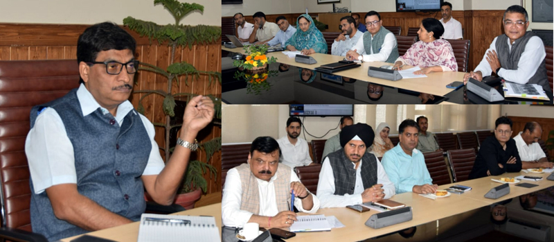 Chief Secretary, Dr Arun Kumar Mehta reviewing preparations of GI Mohatsav. Chief Secretary, Dr Arun Kumar Mehta reviewing preparations of GI Mohatsav.