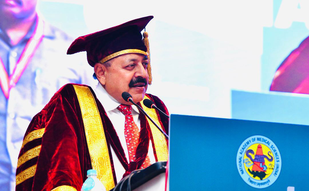 B002 Union Minister Dr. Jitendra Singh delivering Convocation Address at the 63rd Annual Convocation of National Academy of Medical Sciences (NAMS), at Ramaiah Medical College, Bengaluru.