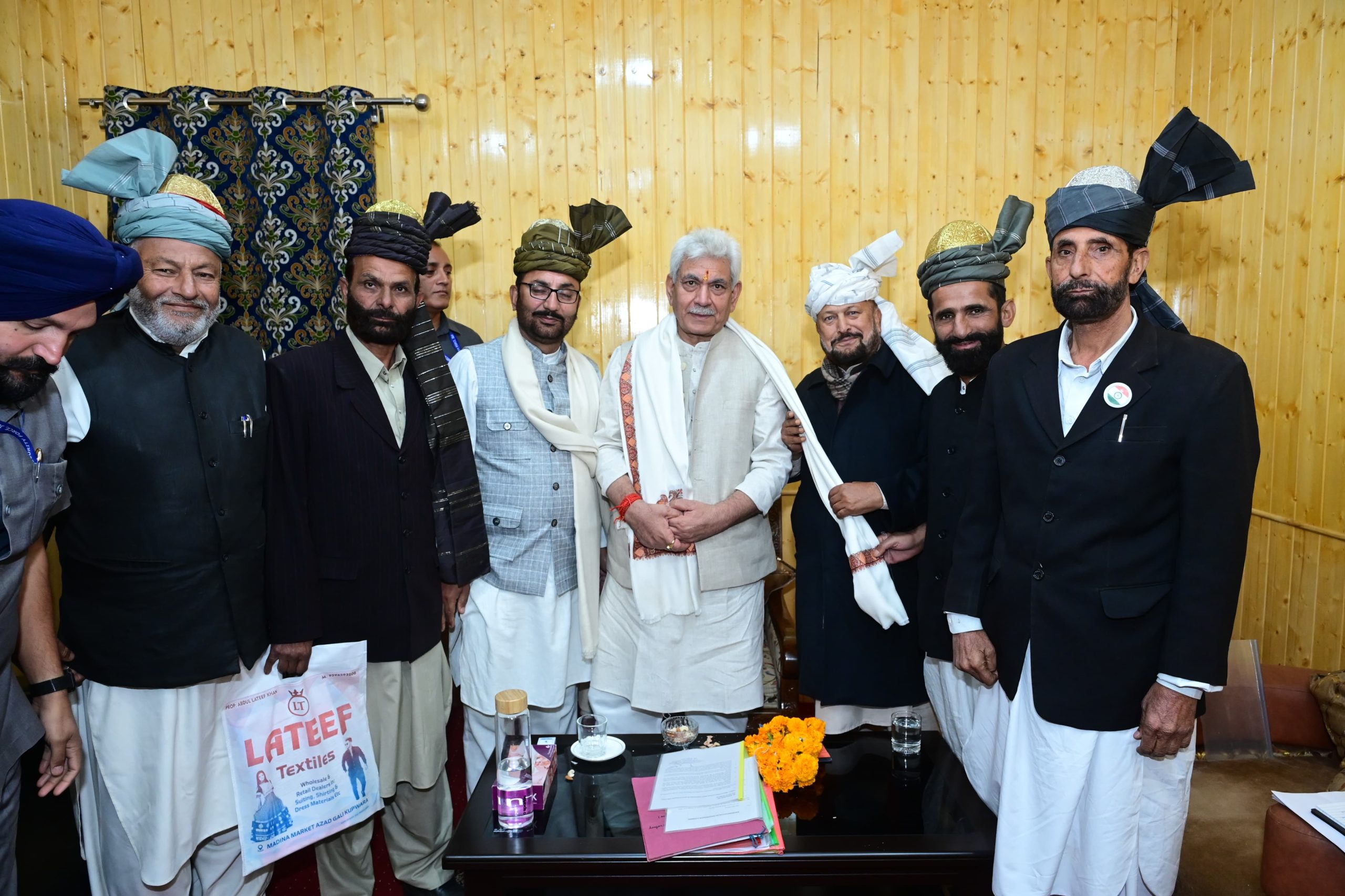 Lt Governor Sh Manoj Sinha interacts with various delegations at Kupwara (4)