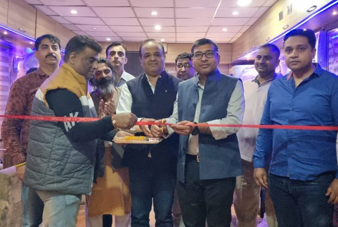 JMC Commissioner, Rahul Yadav inaugurating a medical camp at Jammu on Saturday.