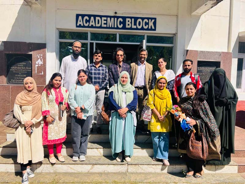 Prof Bijoy Boruah from IIT Jammu with faculty members of English Department in JU’s Bhaderwah Campus. Prof Bijoy Boruah from IIT Jammu with faculty members of English Department in JU’s Bhaderwah Campus.