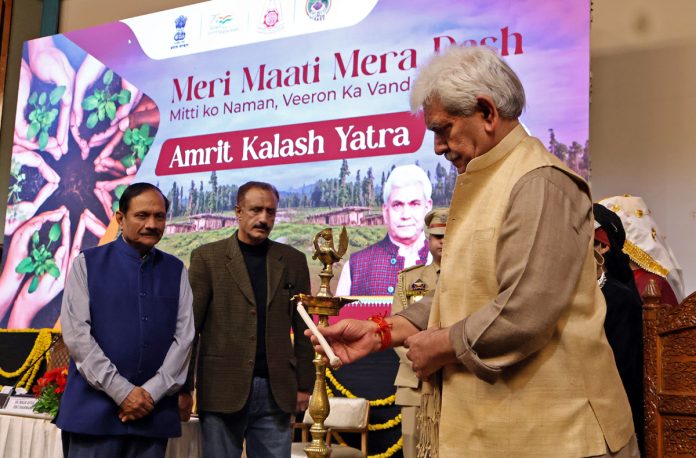 LG during Meri Maati Mera Desh function at Srinagar on Thursday. -Excelsior/Shakeel