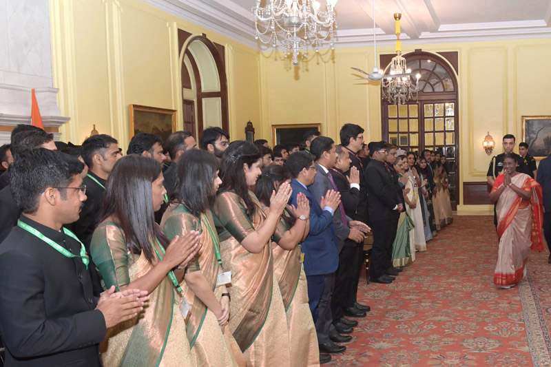 Officers of Central Power Engineering Service (2018, 2020 and 2021 batches) and probationers of Indian Trade Service (2022 batch) calling on President Droupadi Murmu at Rashtrapati Bhavan in New Delhi on Thursday. (UNI) Officers of Central Power Engineering Service (2018, 2020 and 2021 batches) and probationers of Indian Trade Service (2022 batch) calling on President Droupadi Murmu at Rashtrapati Bhavan in New Delhi on Thursday. (UNI)