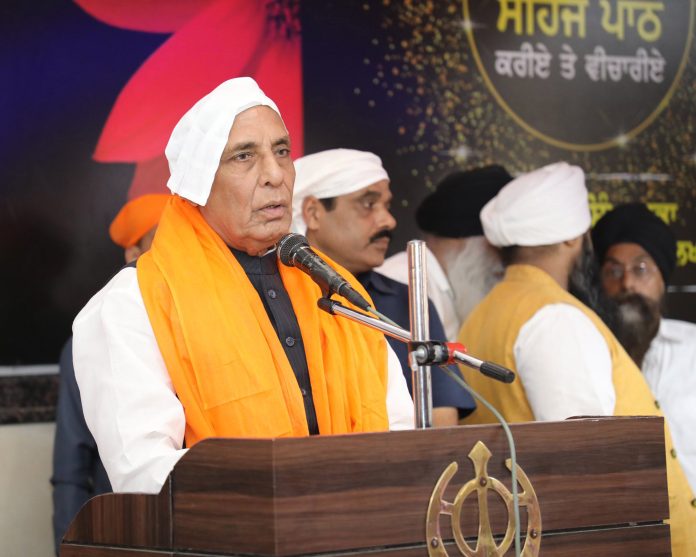 Defence Minister Rajnath Singh addressing the gathering ahead of Prakash Utsav at Gurudwara Alambagh, in Lucknow on Sunday. (UNI) Defence Minister Rajnath Singh addressing the gathering ahead of Prakash Utsav at Gurudwara Alambagh, in Lucknow on Sunday. (UNI)