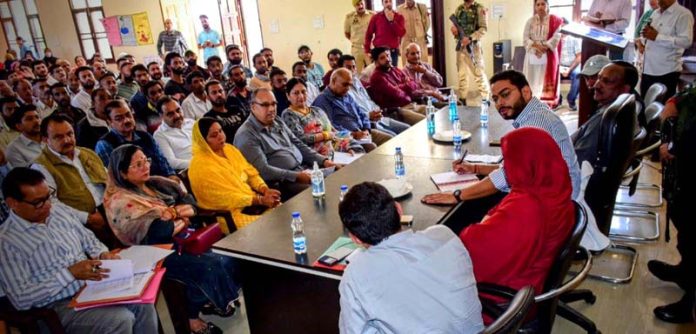 DC Jammu chairing weekly Block Diwas at Panjgrain on Wednesday.