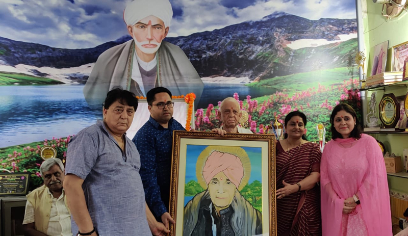 Former Minister, Priya Sethi, RRC, K K Sidha and Pt. Omkar Nath Shastri releasing the portrait of Pt Prem Nath Shastri at Ajit Colony on Friday. Former Minister, Priya Sethi, RRC, K K Sidha and Pt. Omkar Nath Shastri releasing the portrait of Pt Prem Nath Shastri at Ajit Colony on Friday.