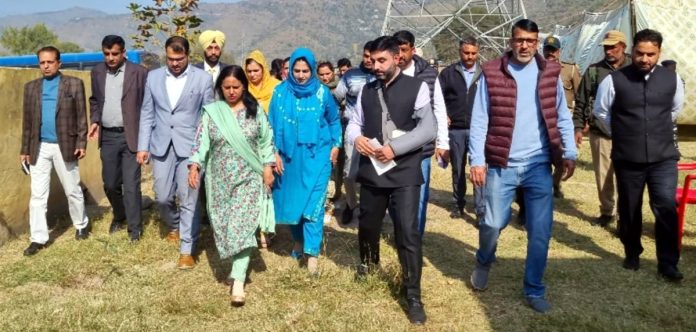 Mandeep Kaur visiting Panchayat Seri Khawaja.
