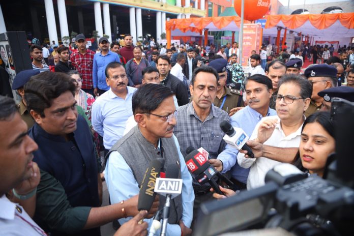 GM Northern Rlys, Shobhan Chaudhuri talking to passengers at New Delhi Railway Station on Wednesday.