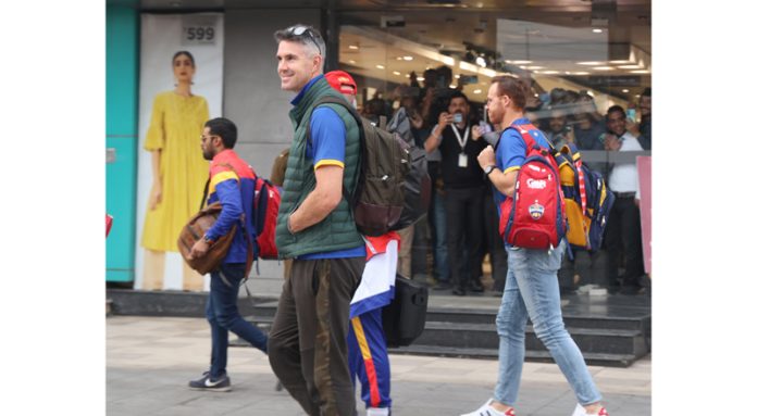 Kevin Pieterson & other cricketers at Jammu. -Excelsior/Rakesh