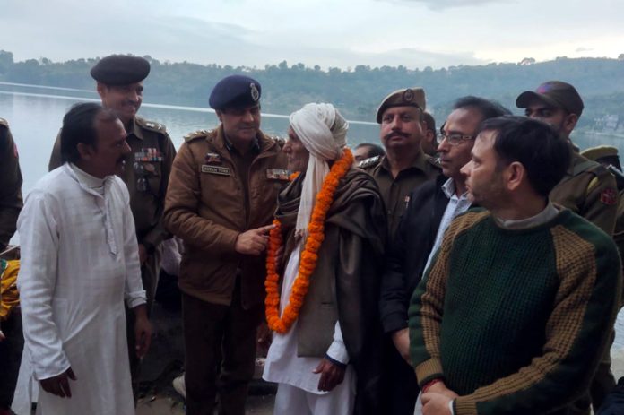 SSP Samba, Benam Tosh listening public grievances at Mansar on Tuesday.