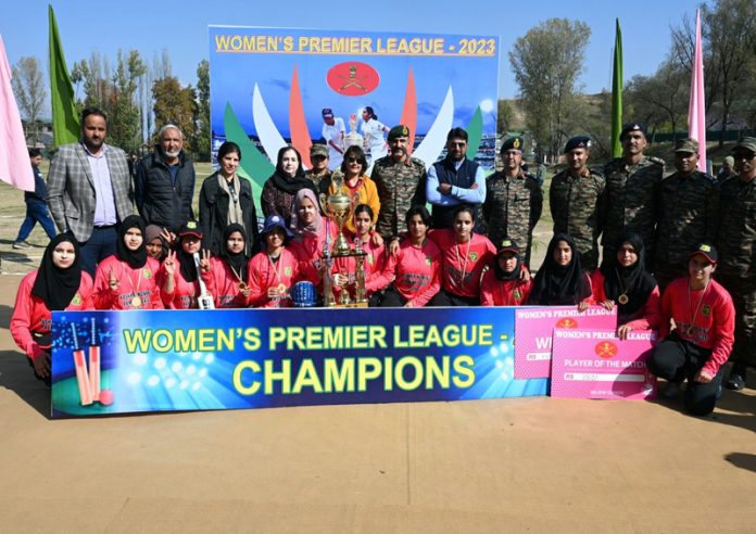 Winners Baramulla Stars team posing with senior Army officers at Baramulla.