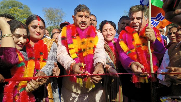 MP Jugal Kishore Sharma and BJP UT president, Ravinder Raina inaugurating Atal Sethu in Nowshera on Tuesday. MP Jugal Kishore Sharma and BJP UT president, Ravinder Raina inaugurating Atal Sethu in Nowshera on Tuesday.