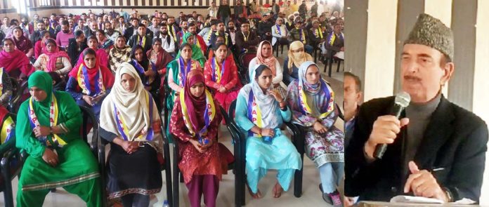 DPAP chairman Ghulam Nabi Azad addressing public meeting in Bhaderwah. -Excelsior/Tilak Raj
