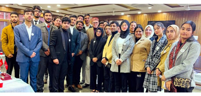 IIMUN participants posing with NC vice-president Omar Abdullah at Nawa-e-Subha, Srinagar.