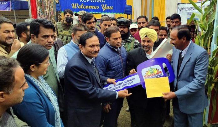 Advisor to LG Rajeev Rai Bhatnagar during a Public Darbar at Handwara.