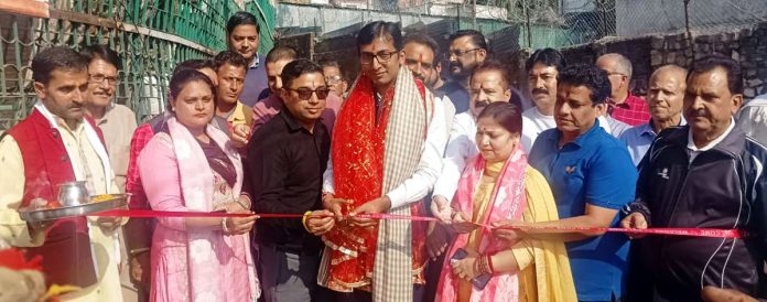 Anshul Garg inaugurating work on upgradation of lane & drain from Darshani Deodi to Shalimar Park Katra.