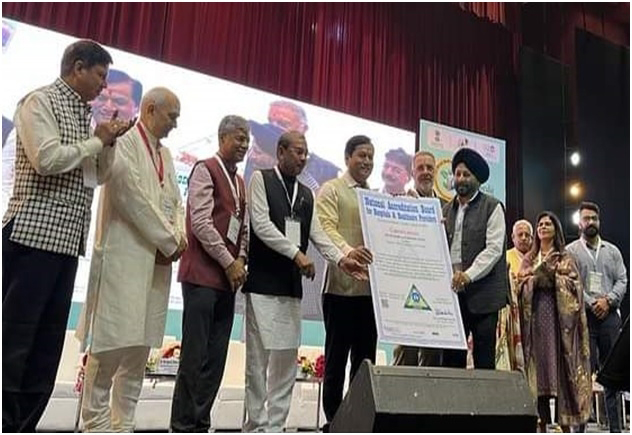 Union Minister for Ayush Sarbananda Sonowal presenting NABH accreditation certificate for 5 AHWCs of J&K to Director Ayush J&K Mohan Singh during a function at Panchkula, Chandigarh. Union Minister for Ayush Sarbananda Sonowal presenting NABH accreditation certificate for 5 AHWCs of J&K to Director Ayush J&K Mohan Singh during a function at Panchkula, Chandigarh.