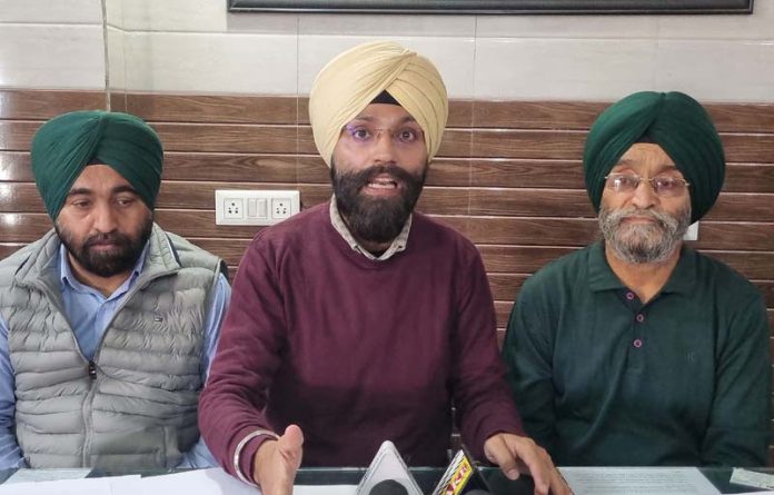 Oil Tankers Union Members addressing press conference in Jammu on Thursday. -Excelsior/Rakesh