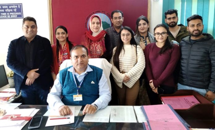 VC CUJ Prof Sanjeev Jain along with Dr Azhar Malik from IGGDC Jammu and his team at Central University of Jammu.