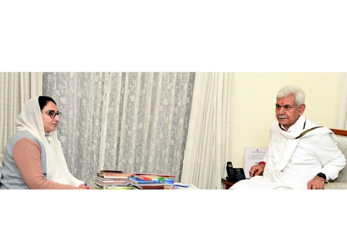 Darakhshan, Masih Seva Dal delegation call on LG