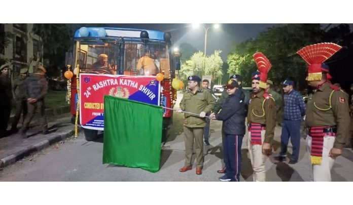 SSP Jammu, Dr Vinod Kumar, flagging off a students' tour to Gujarat from Jammu on Friday.