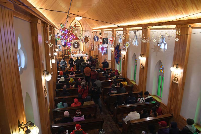 Christmas celebrations in Srinagar.-Excelsior/Shakeel