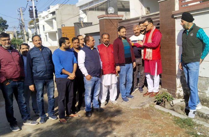 BJP senior leader and former corporator, Sanjay Kumar Baru during his tour to Hazuri Bagh area in Bohri on Thursday BJP senior leader and former corporator, Sanjay Kumar Baru during his tour to Hazuri Bagh area in Bohri on Thursday